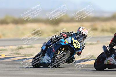 media/Oct-04-2025-CVMA (Sat) [[408bcdd6e4]]/Race 13-Amateur Supersport Open/